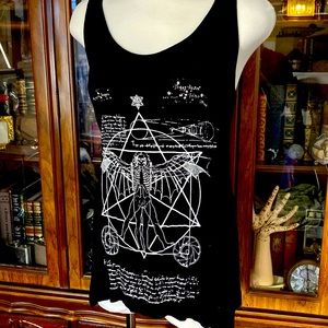 DaVinci inspired Jawbreaker print top. Size S.